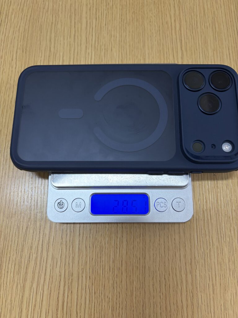 iPhone 17 pro max ケースのみ