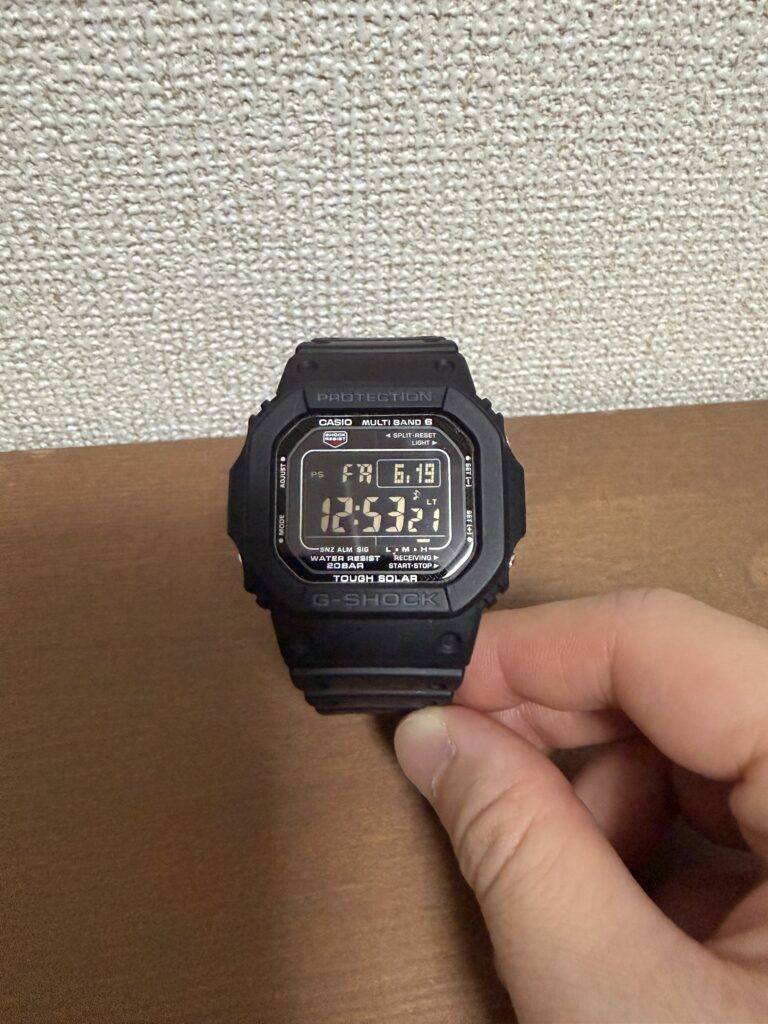 GW-M5610U-1BJFの正面画像