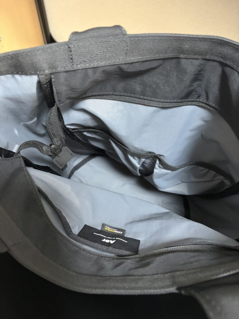 Aer go tote2 中身