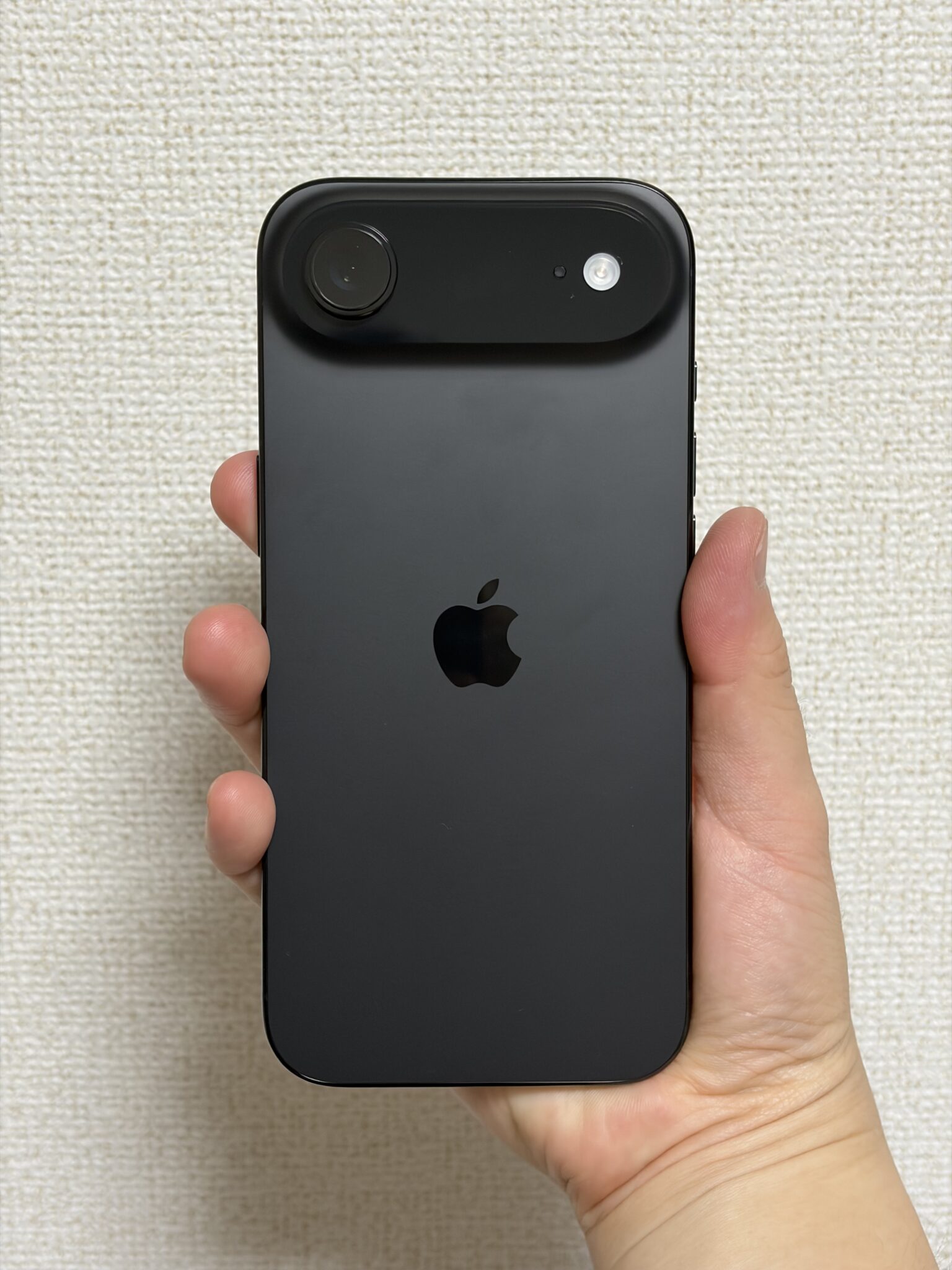 iPhone Air の背面