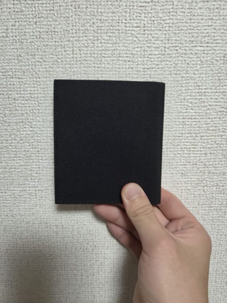 ARK Bifold Cash Wallet の正面画像